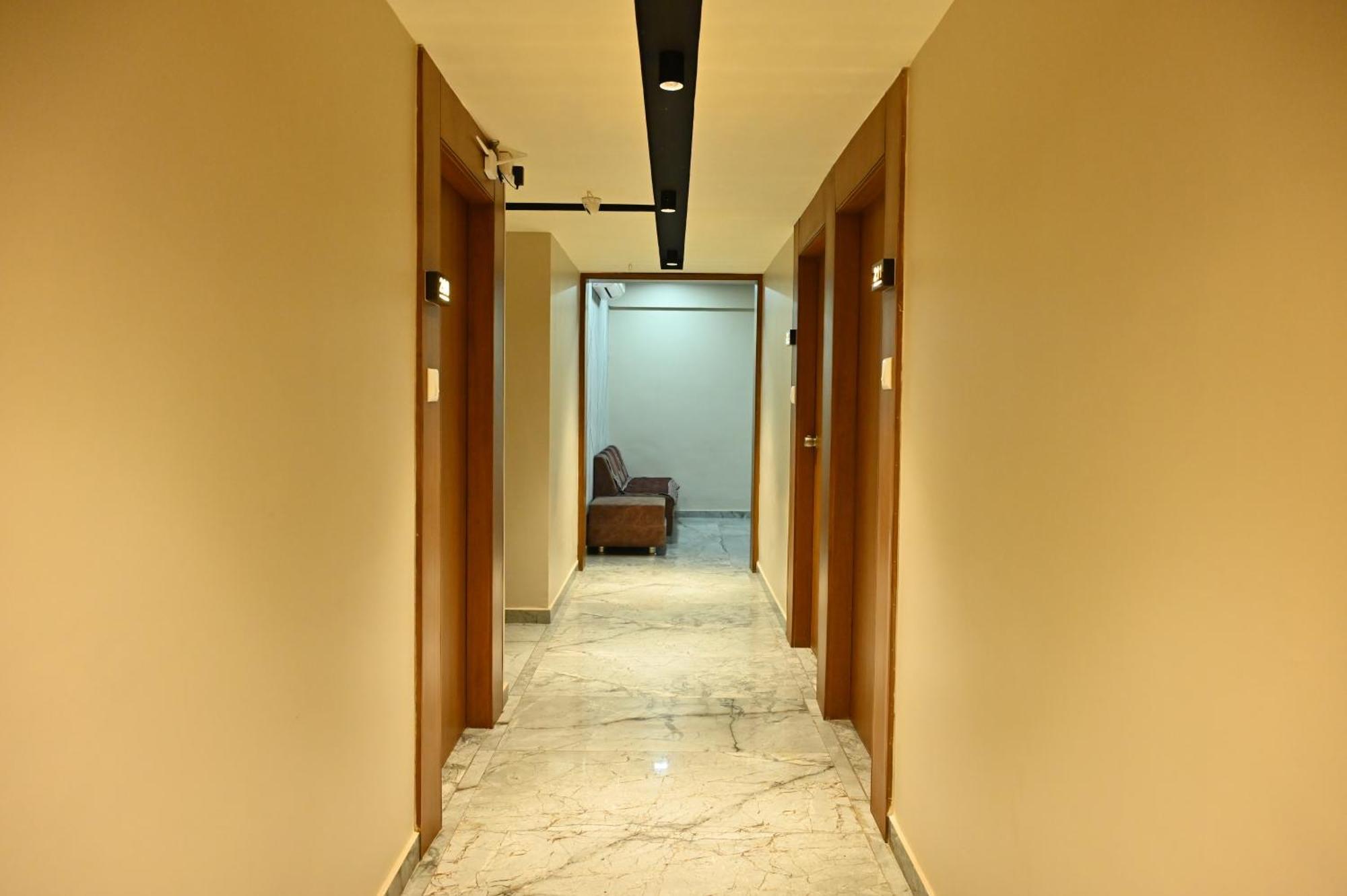 Hotel Sury Villa Ahmedabad Extérieur photo