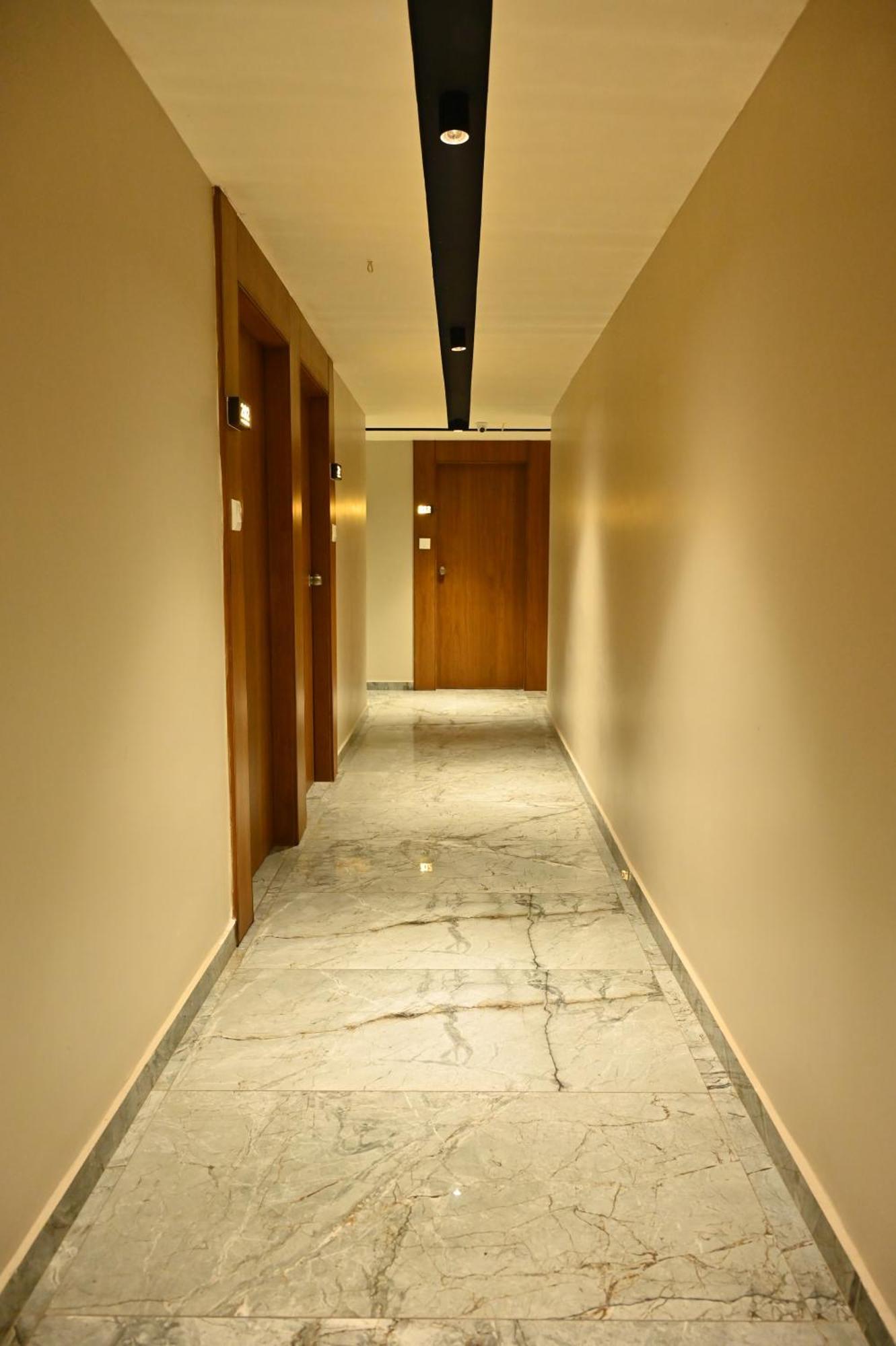 Hotel Sury Villa Ahmedabad Extérieur photo